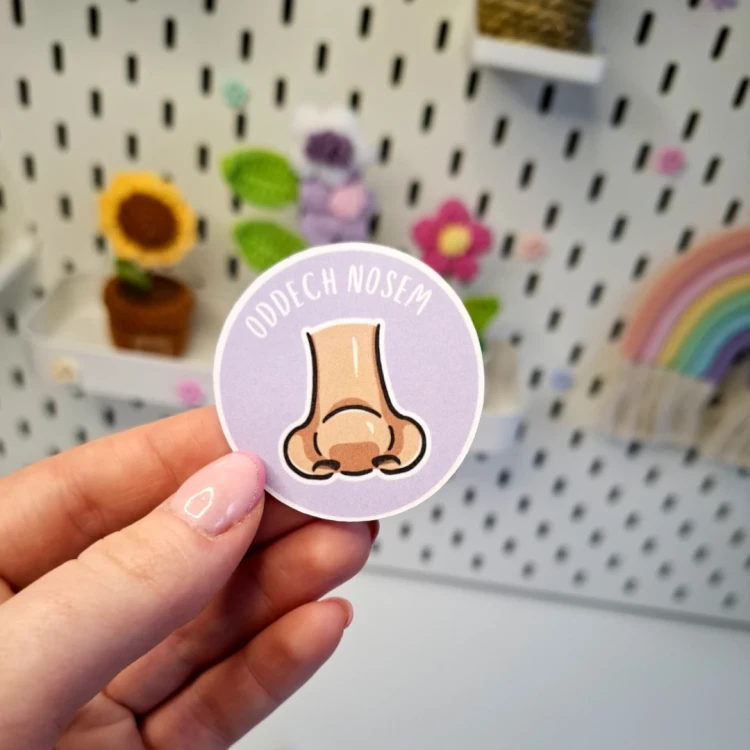 4 naklejki przypominjaki oddychanie, pozycja języka, wargi.webp